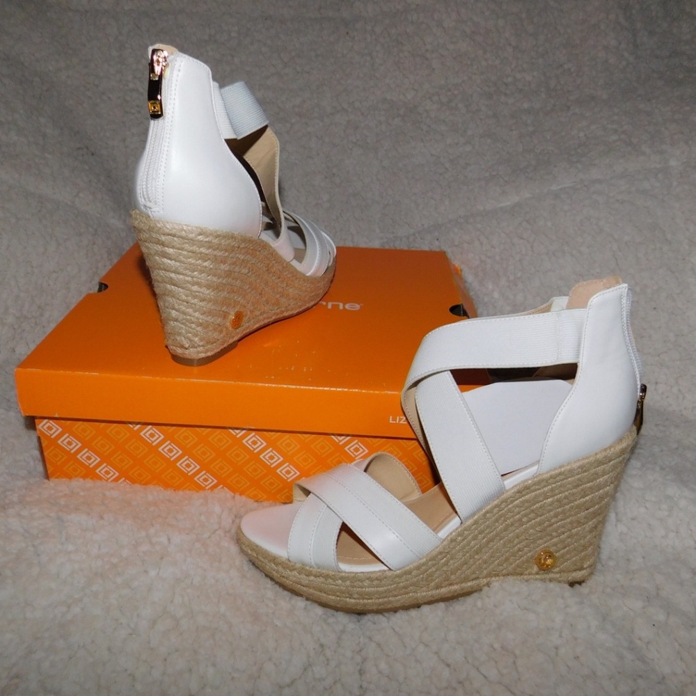Wedge heel Shoes